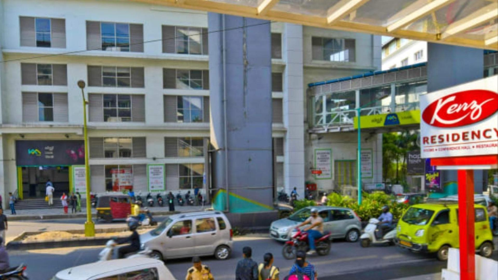 Kenz Residency Hotel Kochi Exterior photo
