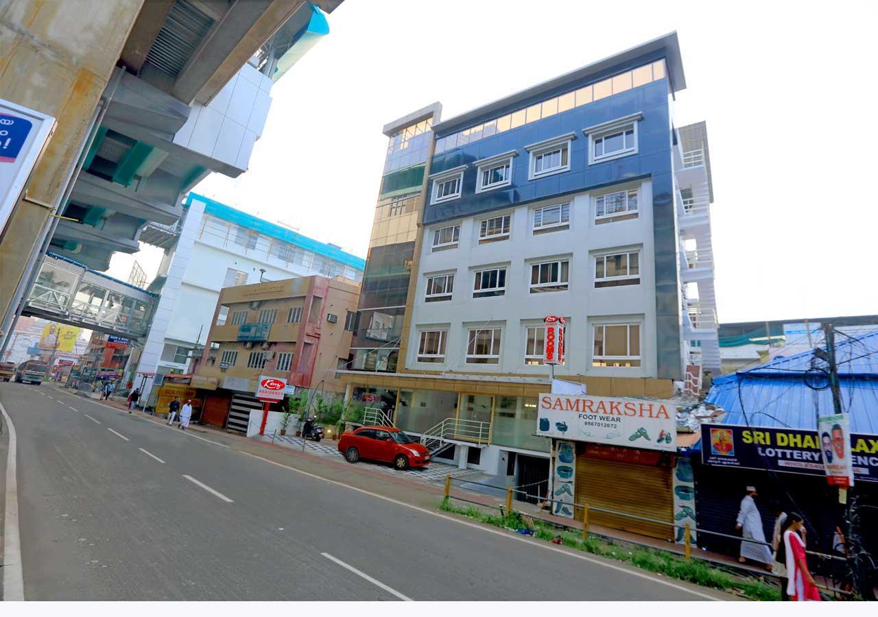 Kenz Residency Hotel Kochi Exterior photo